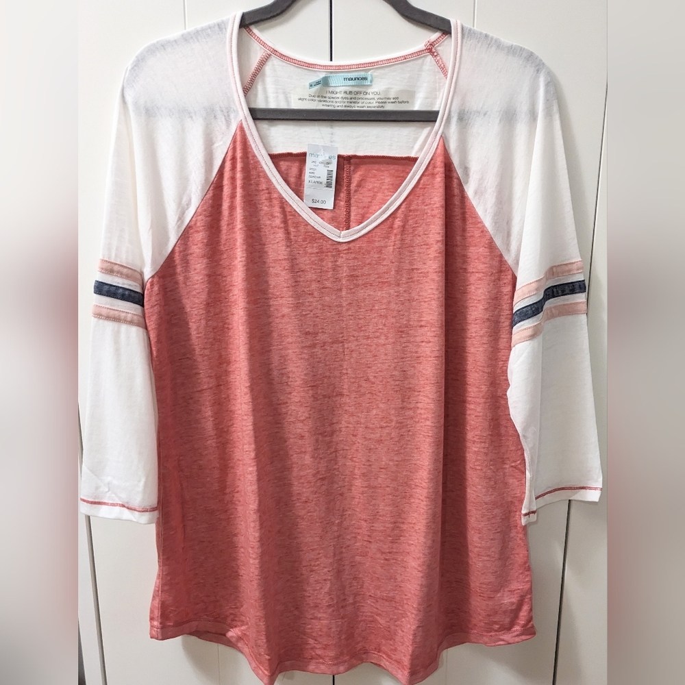 MAURICES, 3/4 Length Sleeve, V-neck, Burnout Tee. Size Extra Large.